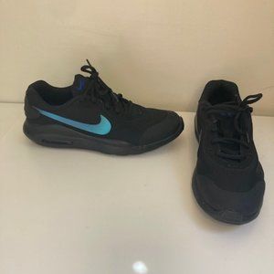 NIKE AIR SNEAKERS